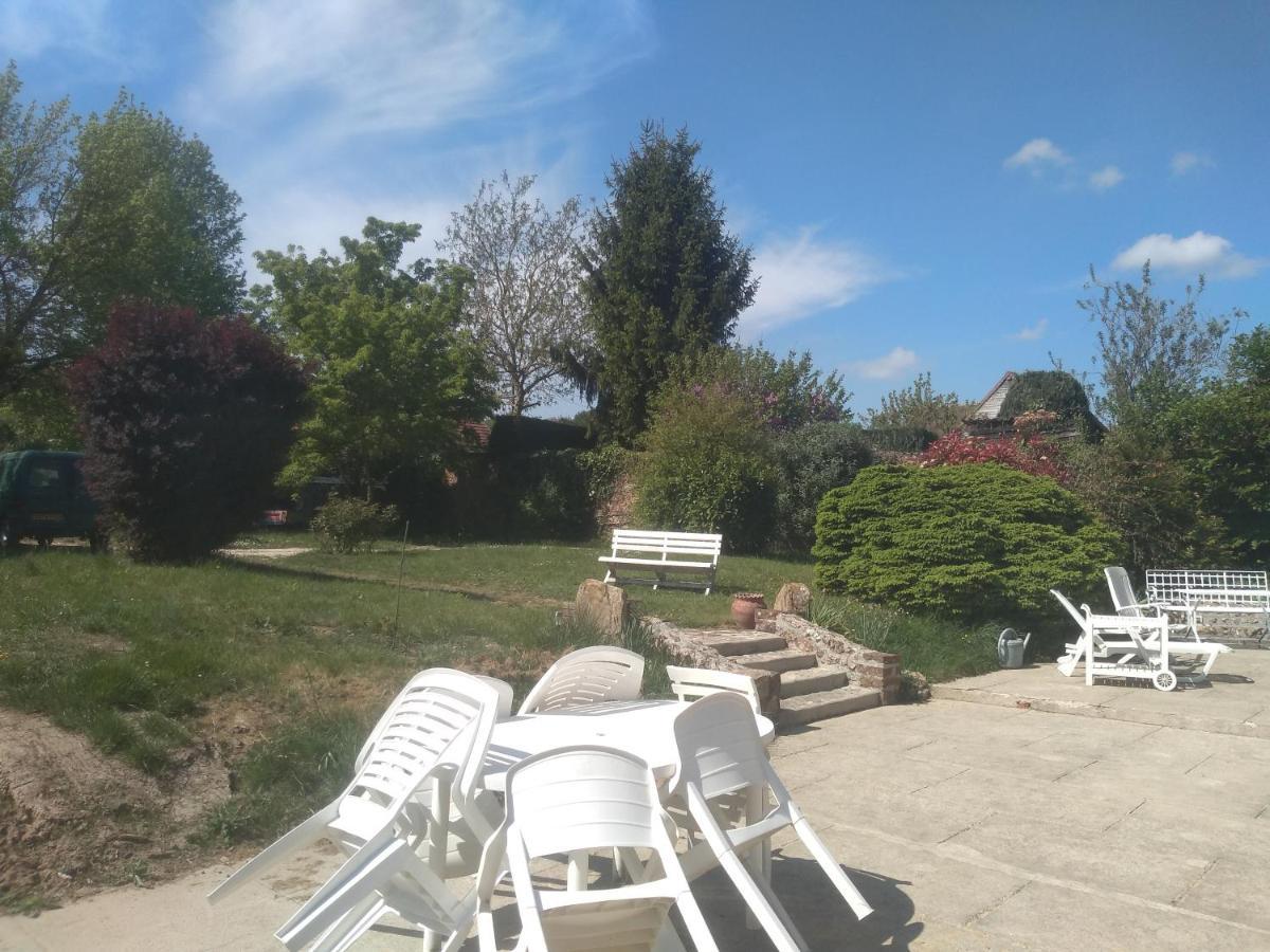 Repos Dans Le Perche Combres Exterior photo
