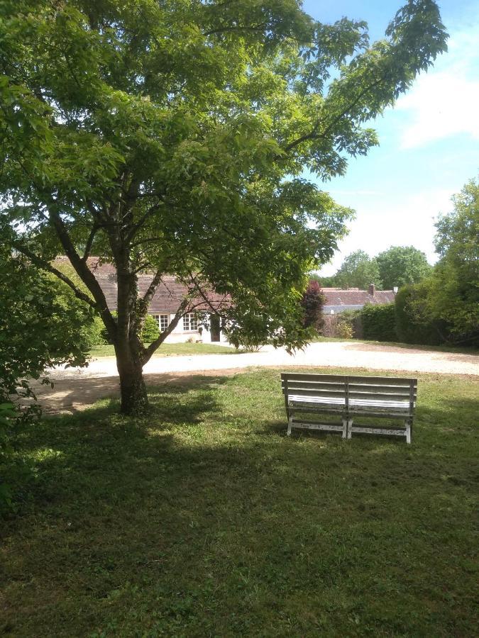 Repos Dans Le Perche Combres Exterior photo